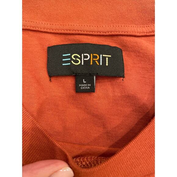 Espirit men’s t-shirt in burnt orange. Size large. - Picture 3 of 4
